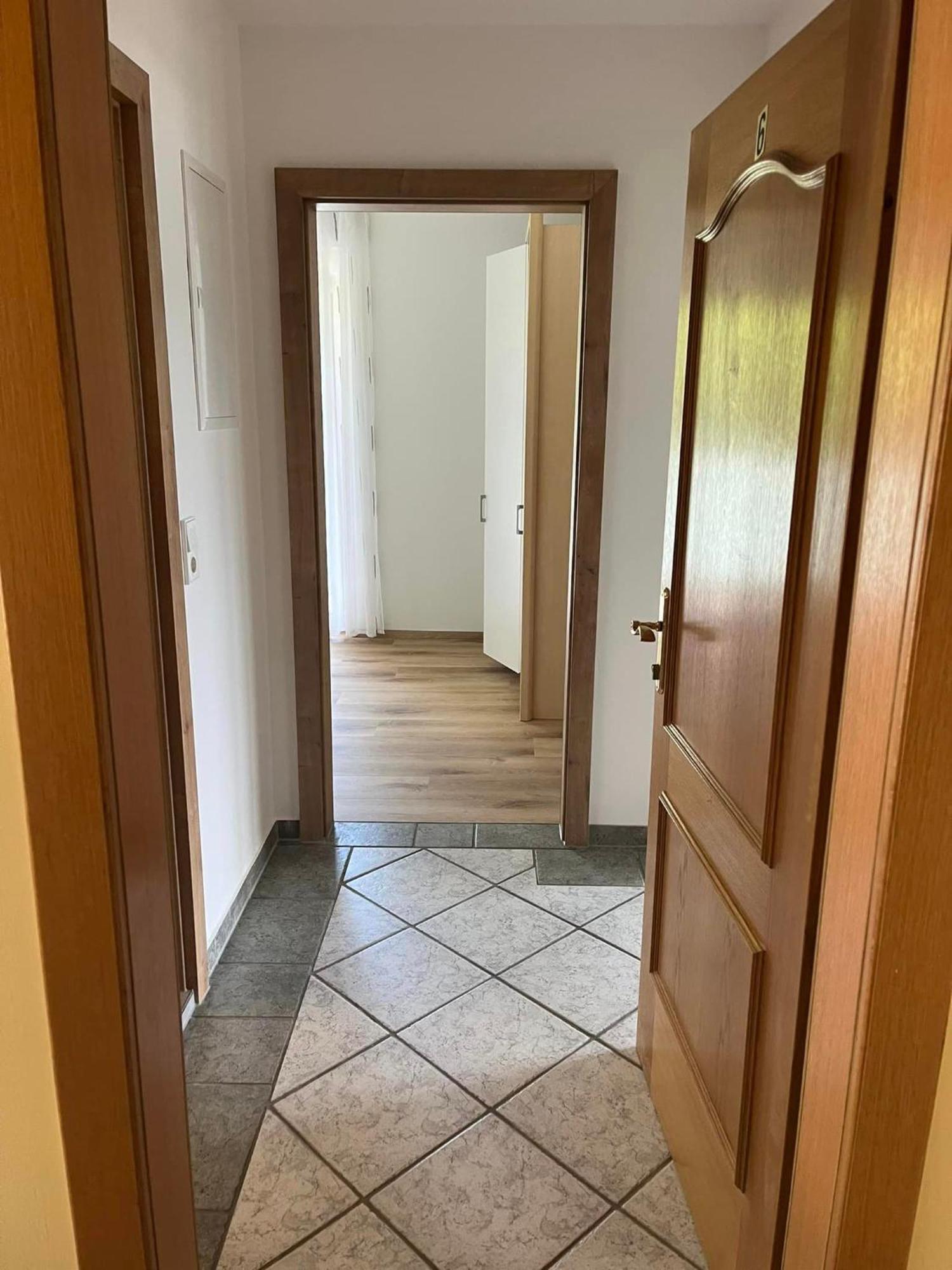 Gastehaus Dollenz Apartamento Tiebitsch Exterior foto